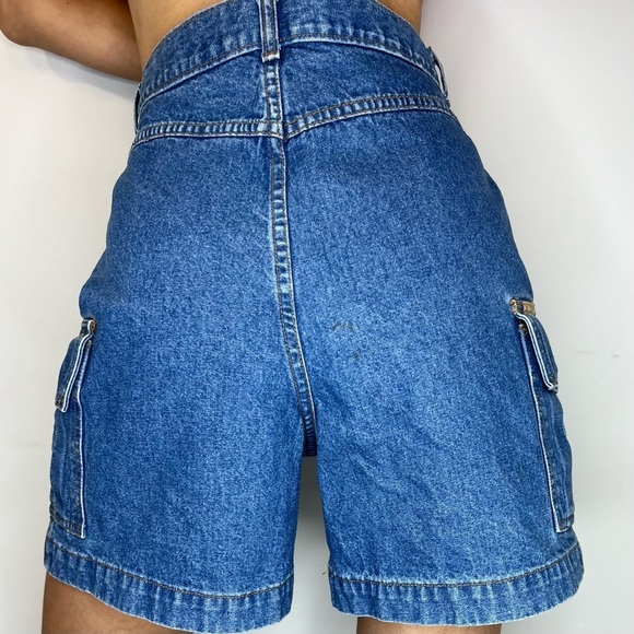 Vintage Pants - Vintage high rise 100% cotton denim jean cargo shorts 32